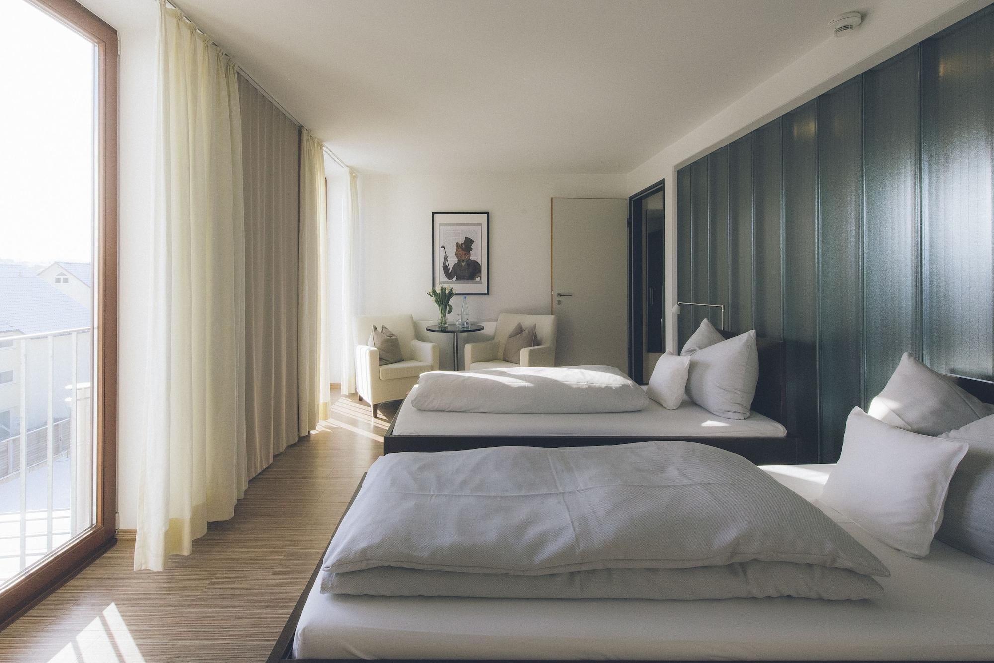 Das Wildeck Hotel & Restaurant Abstatt Bagian luar foto