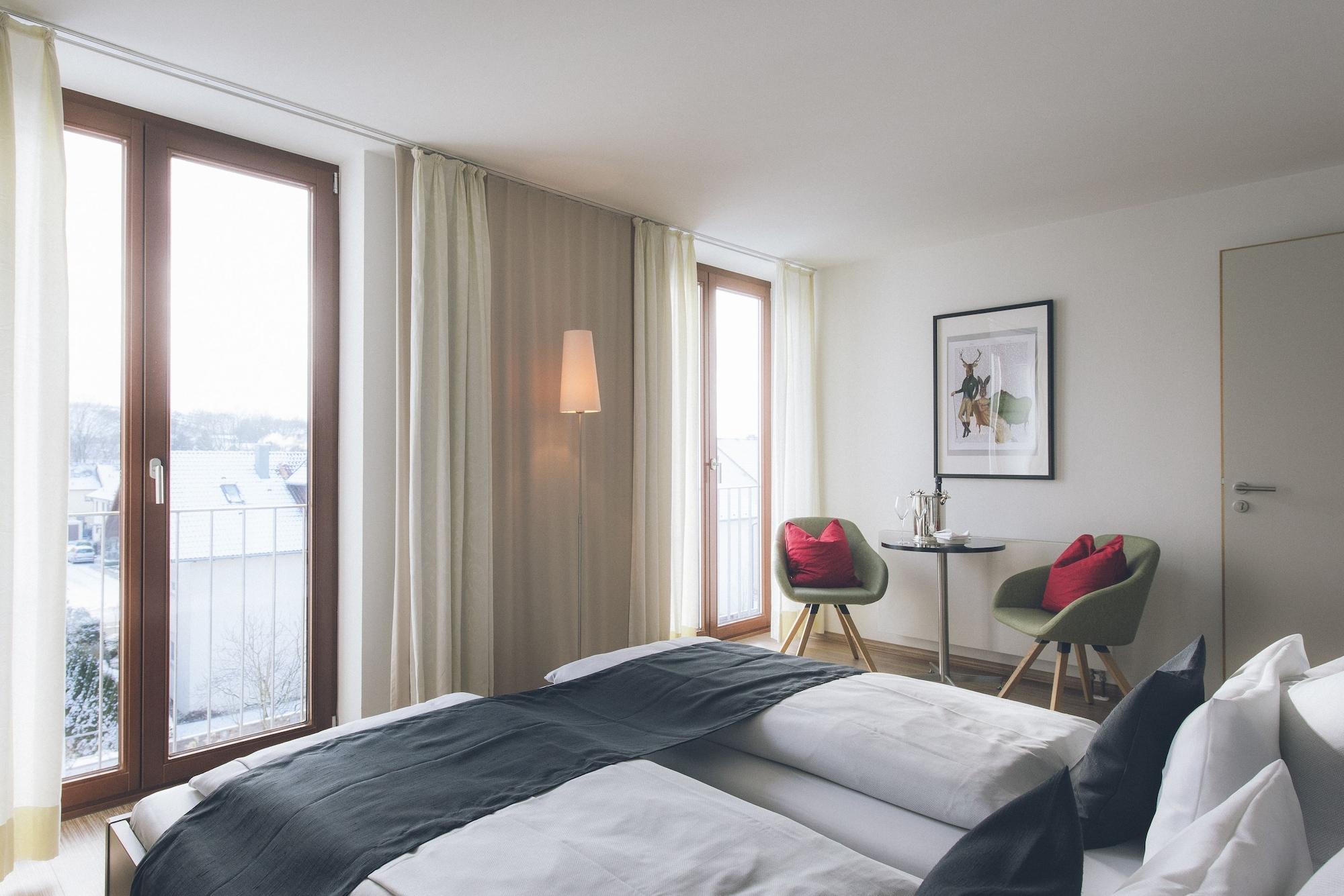 Das Wildeck Hotel & Restaurant Abstatt Bagian luar foto
